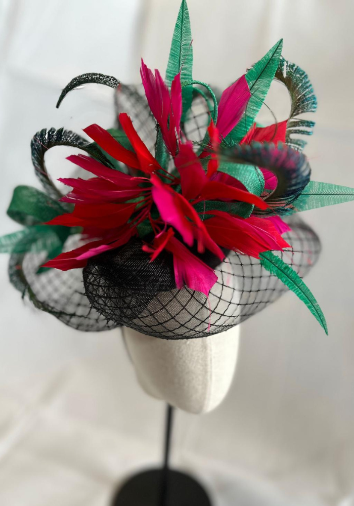 Black Percher Base Hatinator With Diamond Crin Detail